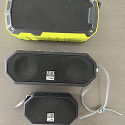 Wireless Bluetooth Speakers For Sale - Sounds Great - Works Great - Perfect For Music Anywhere - watching movies , listening to music, YouTube and mor