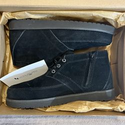 (NEW) UGG by Koolaburra Boots Men's Size 8 / Womens size 9-9.5 Asaiah Chukka w/ side Zipper 1122211