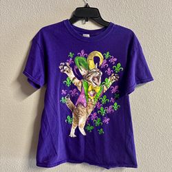 Mardi Gras Cat Men’s Medium Shirt