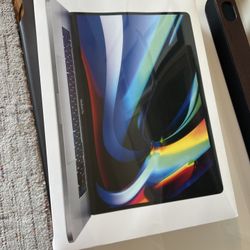 Macbook pro 16” , i9 2.4ghz, 512 SSD, 32GB Ram. please read the description