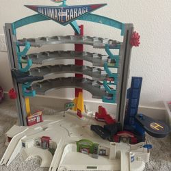 Hot Wheels City Ultimate Garage Parking Garage Playset