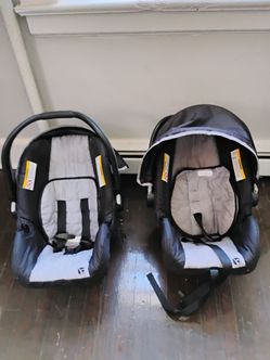 Baby Trend Infant Car Seats – Set of 2