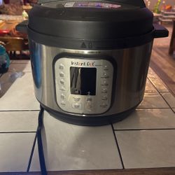 Instapot 10 Quart Pressure Cooker 