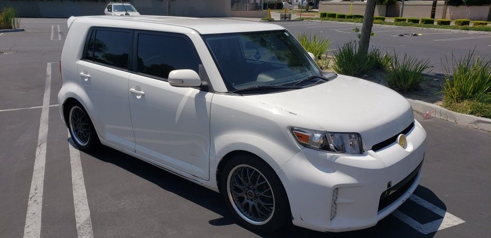 2013 Scion xB