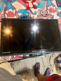 32’ Emerson LED tv