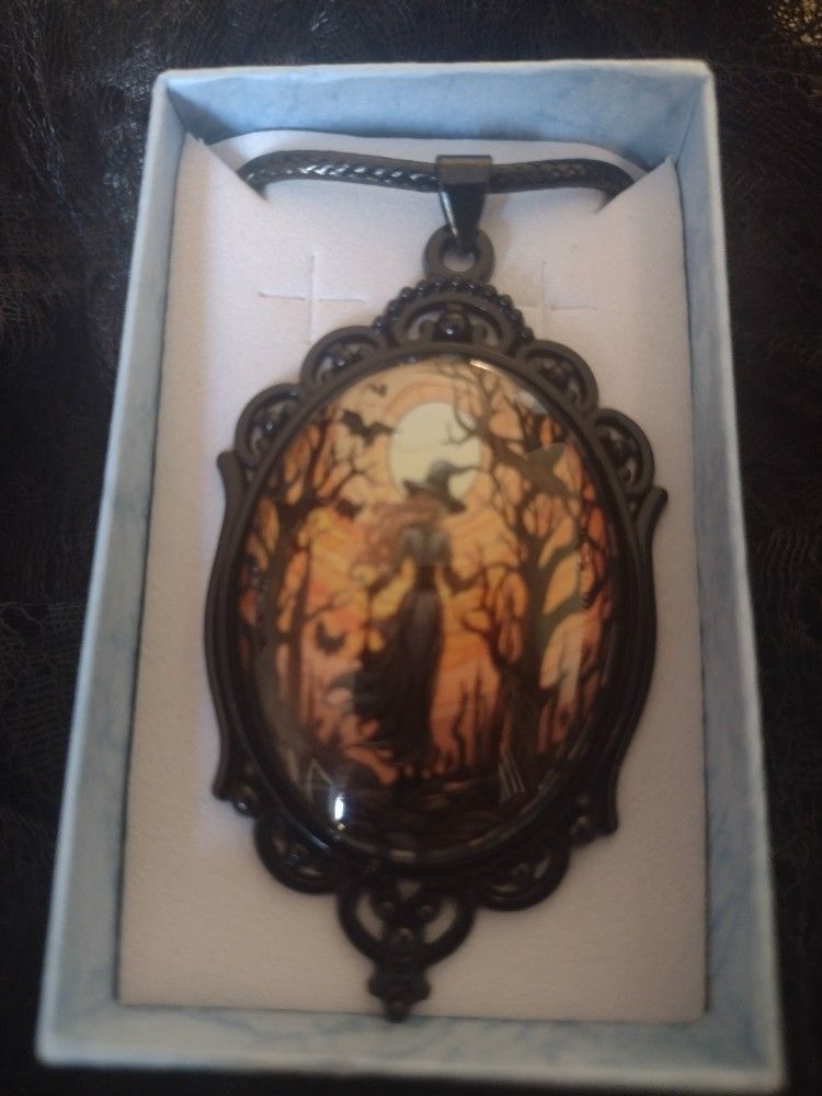 Beautiful Gothic Witch Cameo Pendant