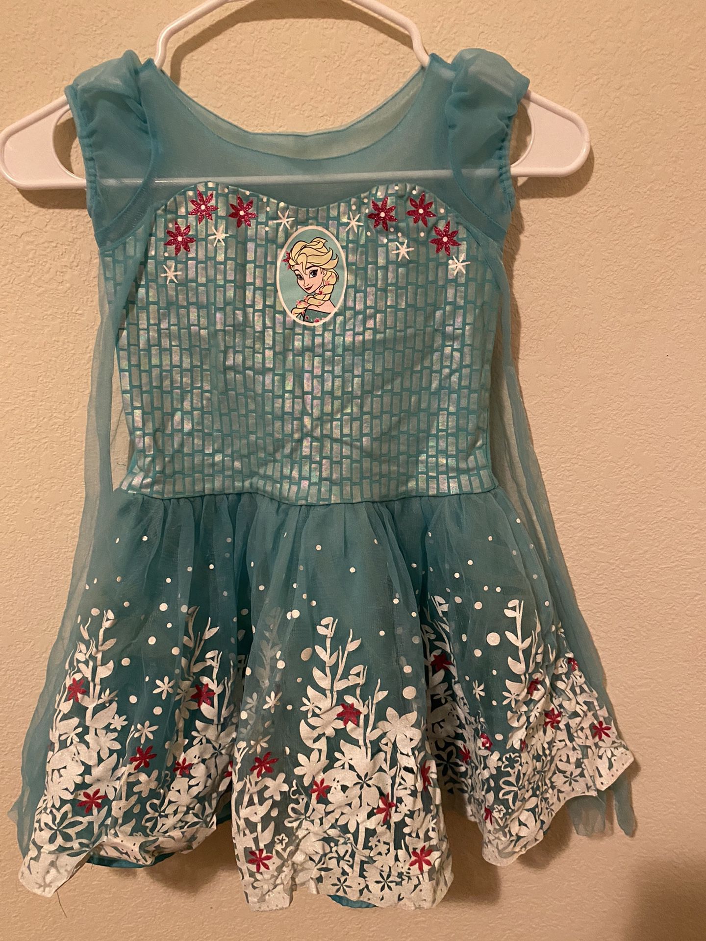 Disney Elsa Dress size:M