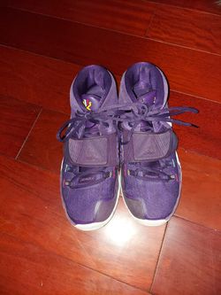 Nike Kyrie 6 'Enlightenment 6Y Boys Shoes