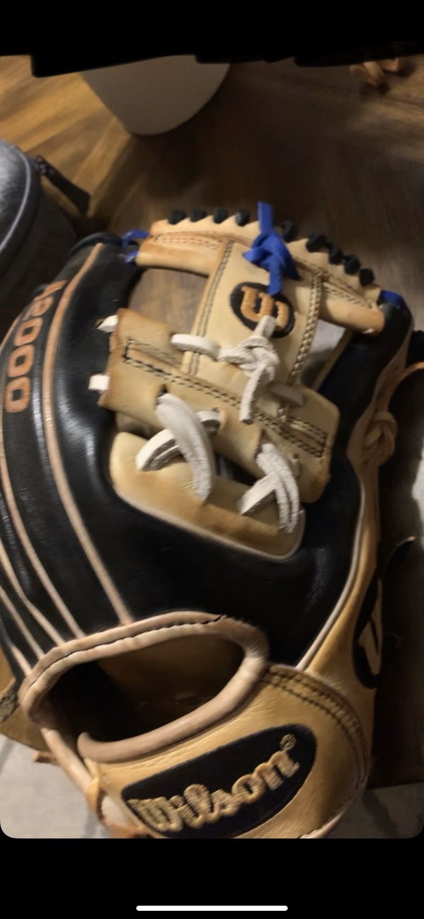 BASEBALL GLOVE RELACE wilson