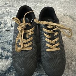 DSG Boys Size 1 Soccer Cleats