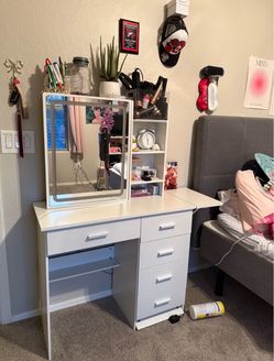 White Vanity Desk with Mirror and Drawers
