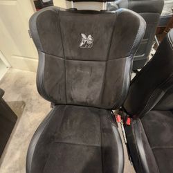 Scatpack Front Seats Black Suede