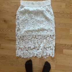Meraki White nitted skirt