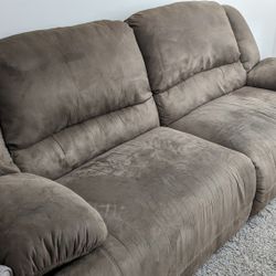Recliner Couch And Love Seat Set