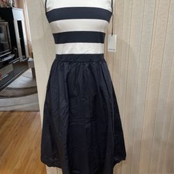 NWT Mixed Media, Navy Striped Ribbed Knit Bodice With Cotton Skirt. MIDI Size M.