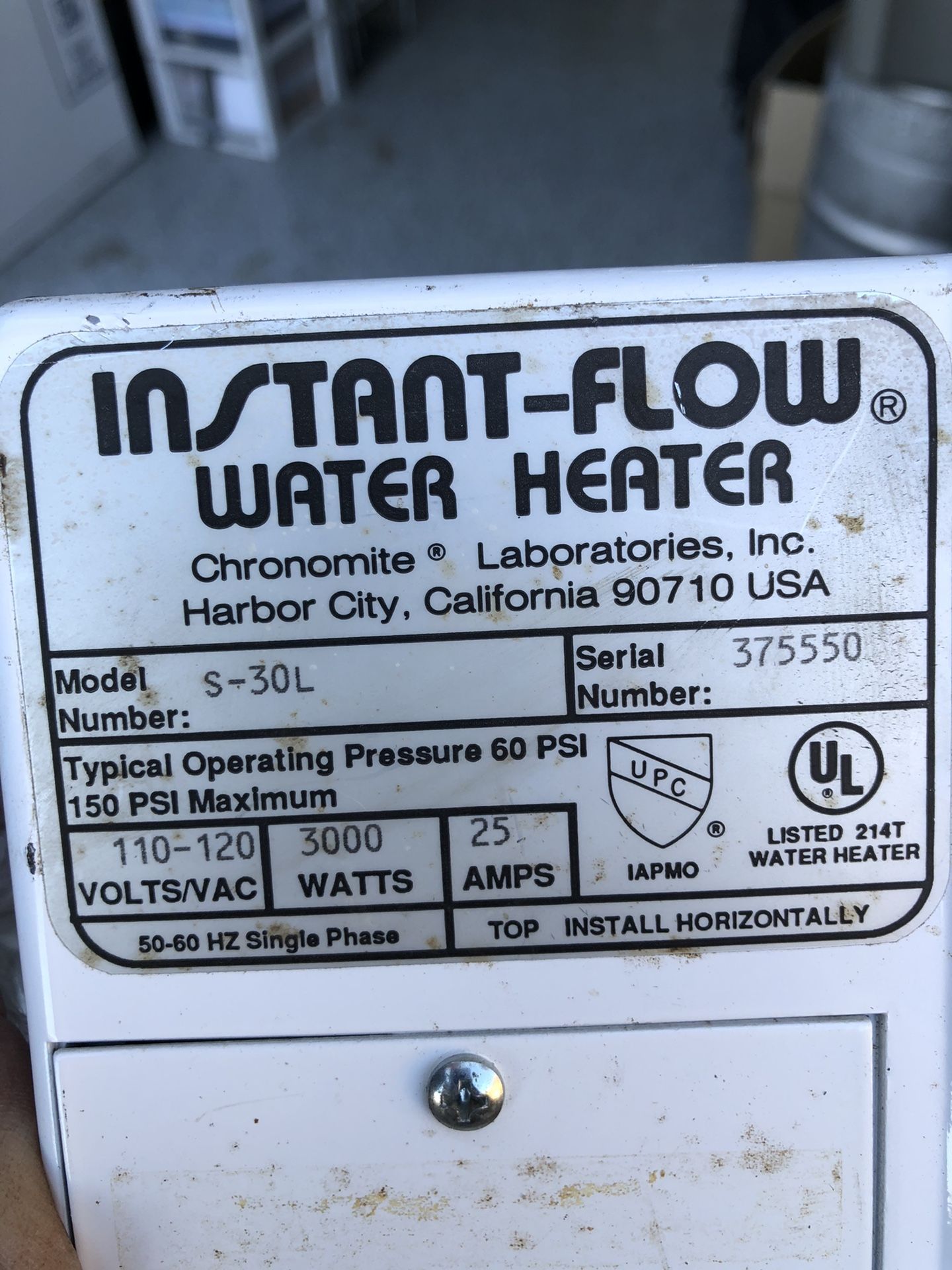 INSTANT HOT WATER HEATER
