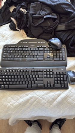 Logitech keyboard | INCLUDED MOUSE
