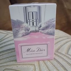 Women's perfume