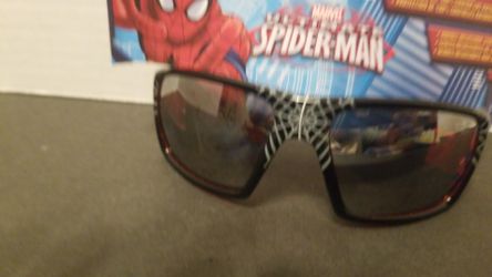 Marvel Ultimate Spider-Man sun Glasses.