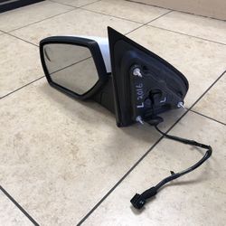 DRIVE SIDE POWER MIRROR 2014/2018 SILVERADO
