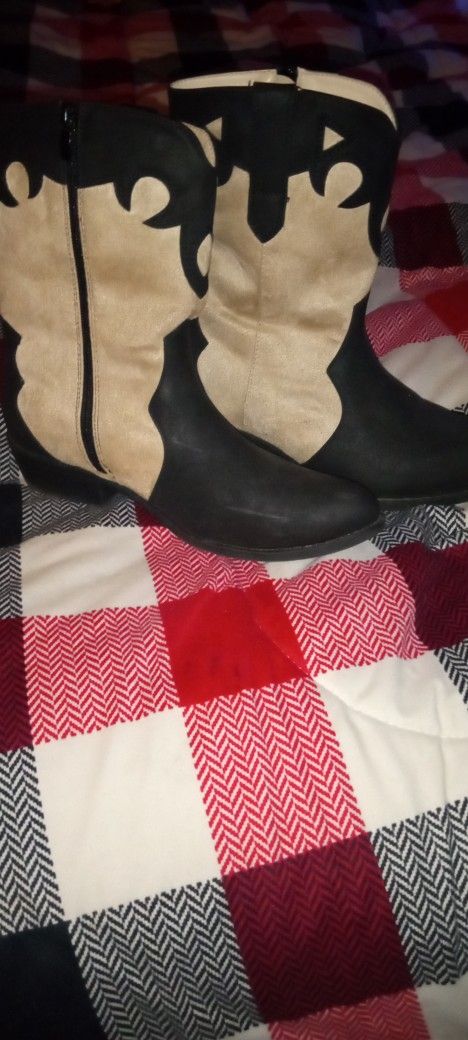 Tan And Black Cowboy Booties