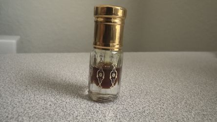 Natural Oud Attar 100% Agarwood 1.5 Grams Oudh Perfume