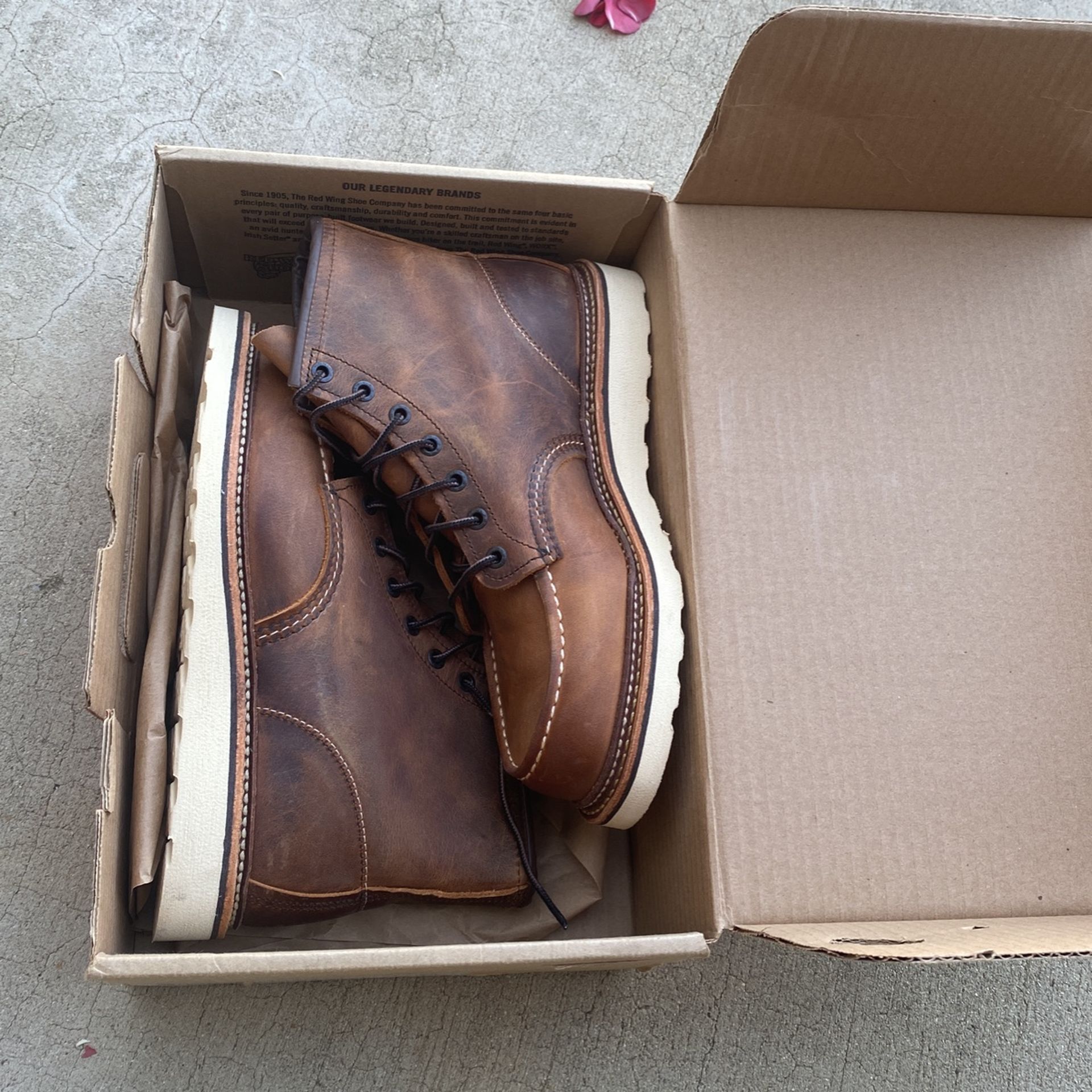 Red Wing Men’s Boots Size 7.5 New