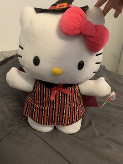 Hello Kitty Witch Greeter