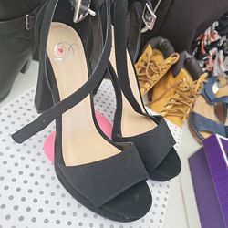 Womens Black Heels 