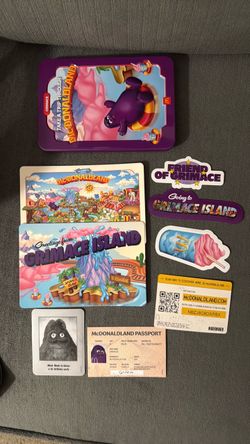 McDonald’s grimace island box eveything still inside