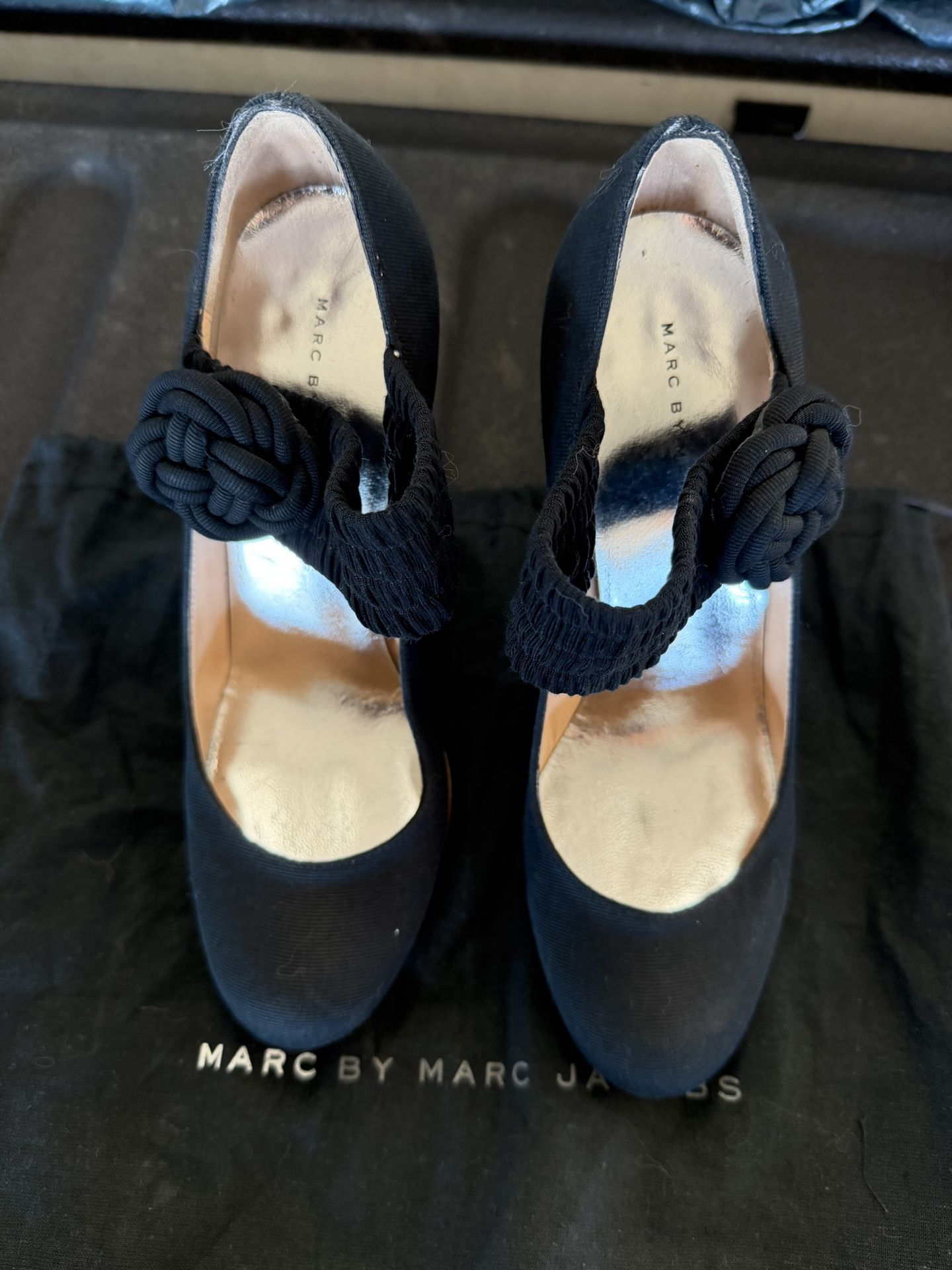 Marc Jacobs Size 36.5 