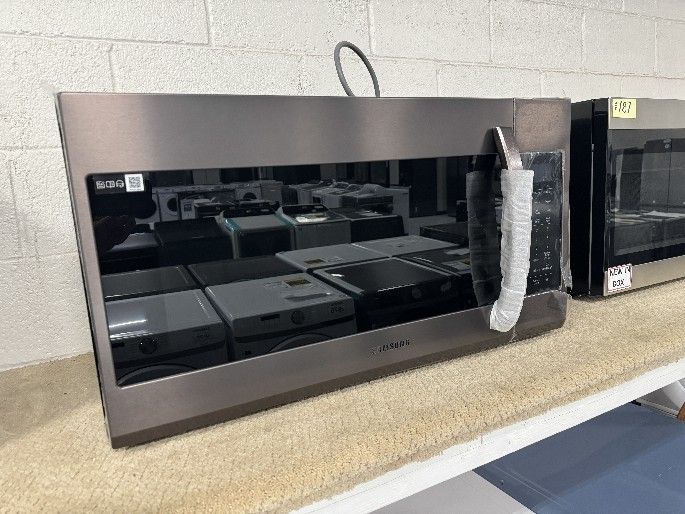 Microwave 30" Over the Stove NEW * ON SALE *