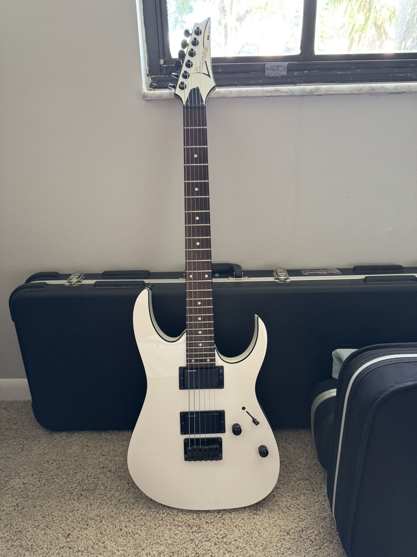Ibanez RG2EX2 Guitar