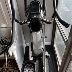 BowFlex Elliptical M7 