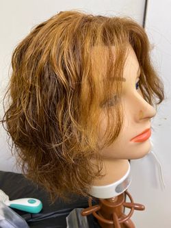 Cosmetology Mannequin Head – Synthetic Hair, Shoulder-Length Layers