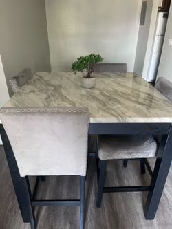 Dinning Set