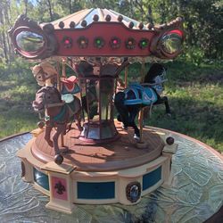 Vintage 1985 Enisco Musical Carousel