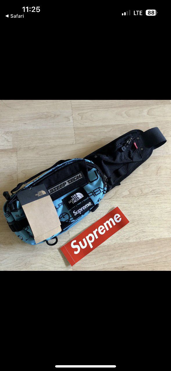 Supreme The North Face Steep Tech Waist Bag 