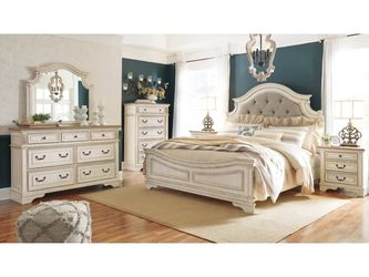 Almost New Realyn King Bedroom Set including 2 Dressers and 2 Nightstands