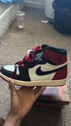 Air Jordan 1 Retro High Sneaker