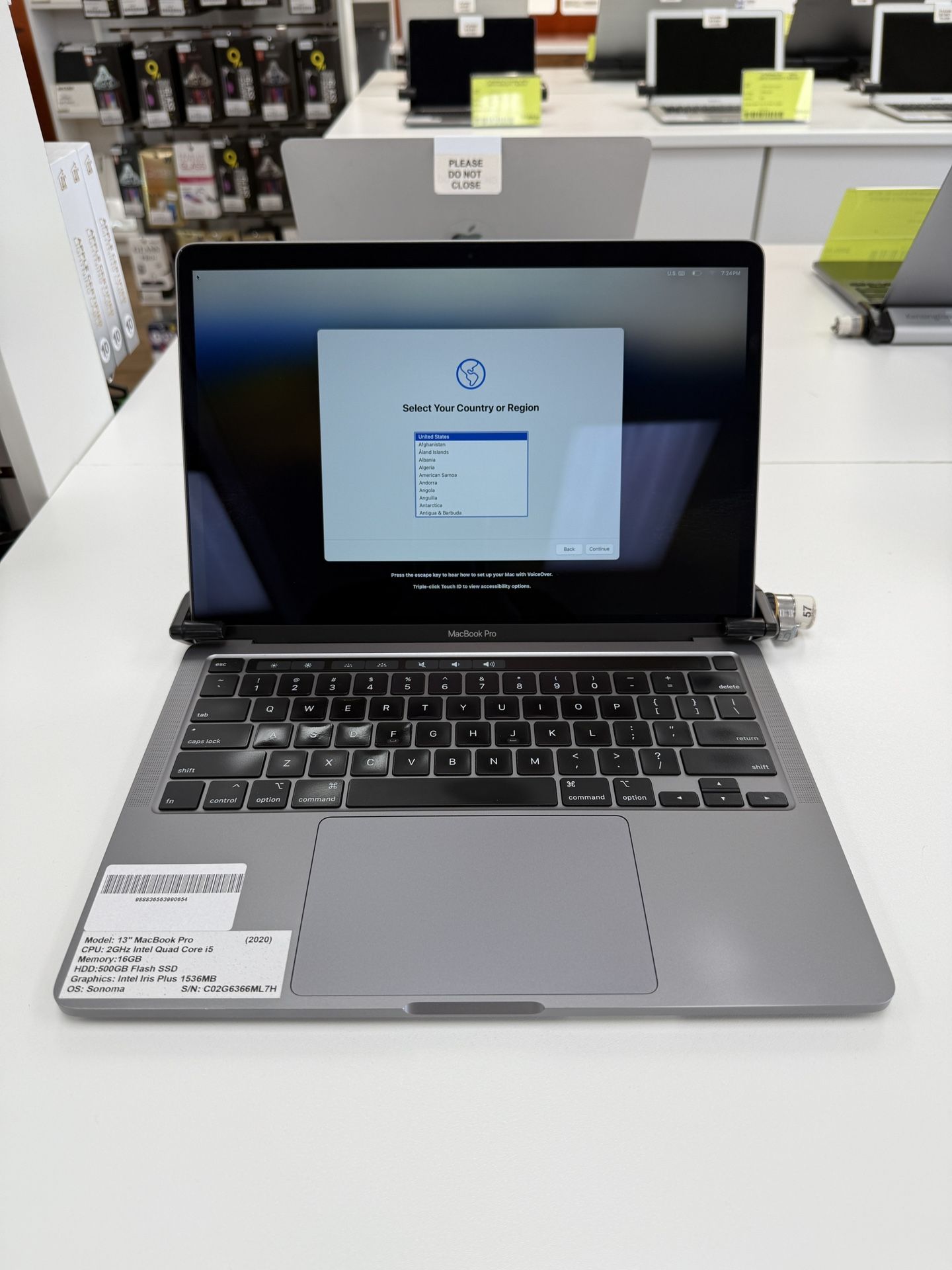 13” MacBook Pro Touchbar**500GB SSD 16GB RAM