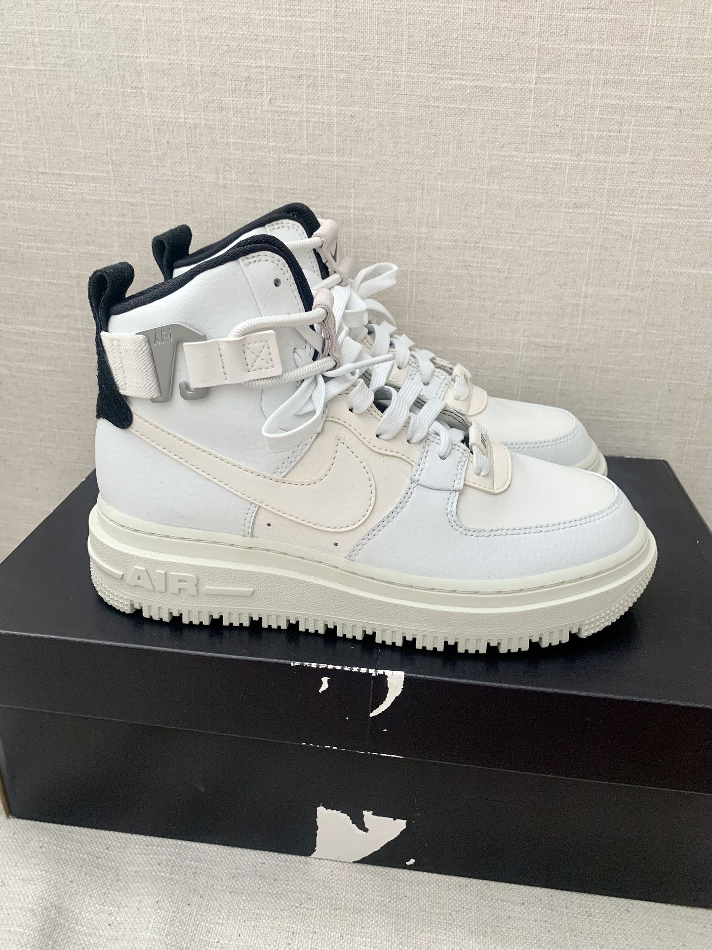 Women's Nike Air Force 1 High Utility 2.0 Sneaker Boots