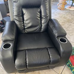 Recliner With Cup holders
