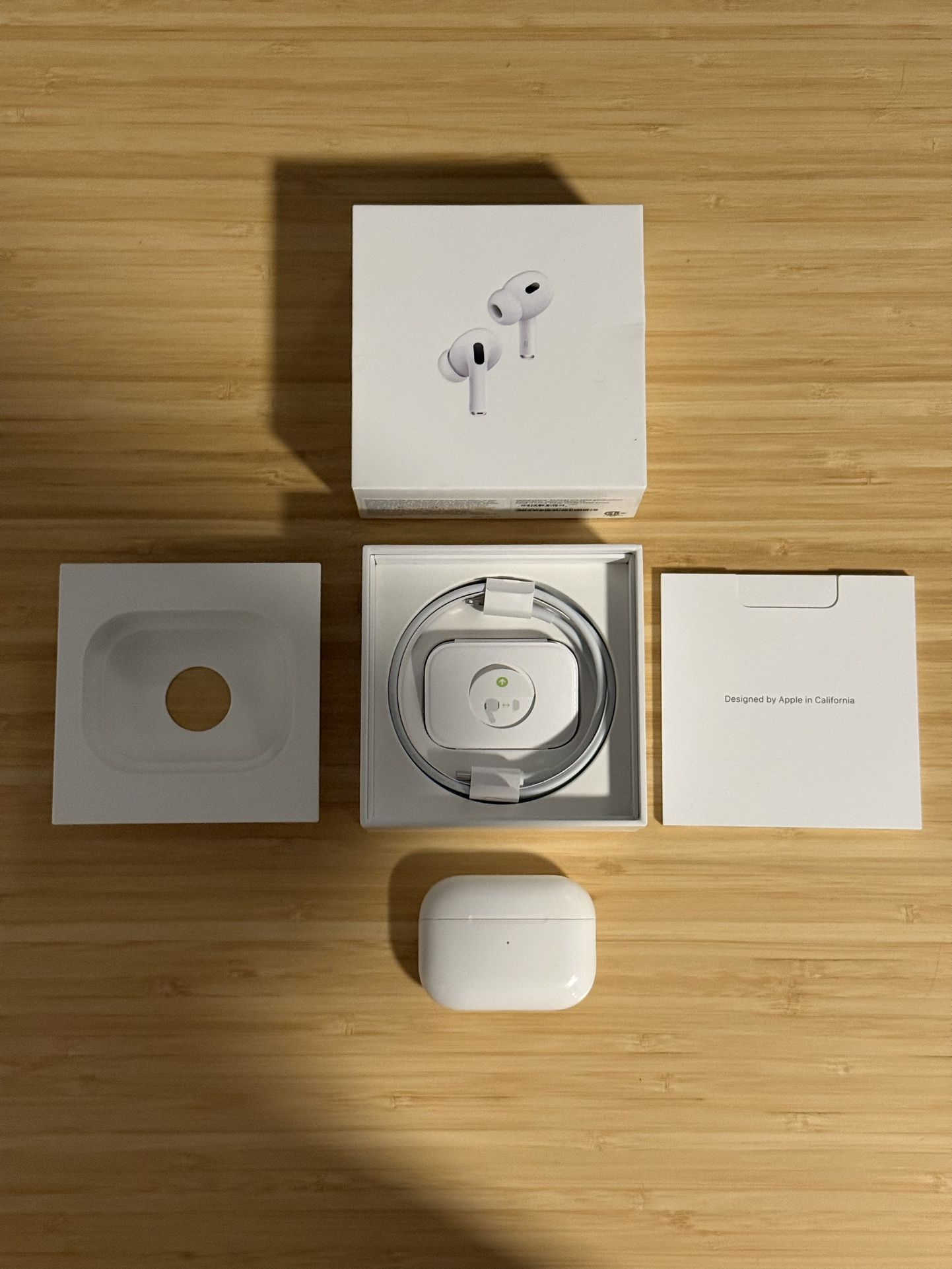 AirPods Pro 2nd Gen – MagSafe Case – Great Condition – Box & Tips 