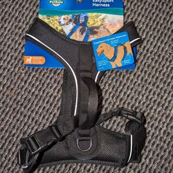 NEW PET HARNESS SIZE MEDIUM 