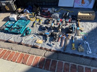 Today yard sale tools and more