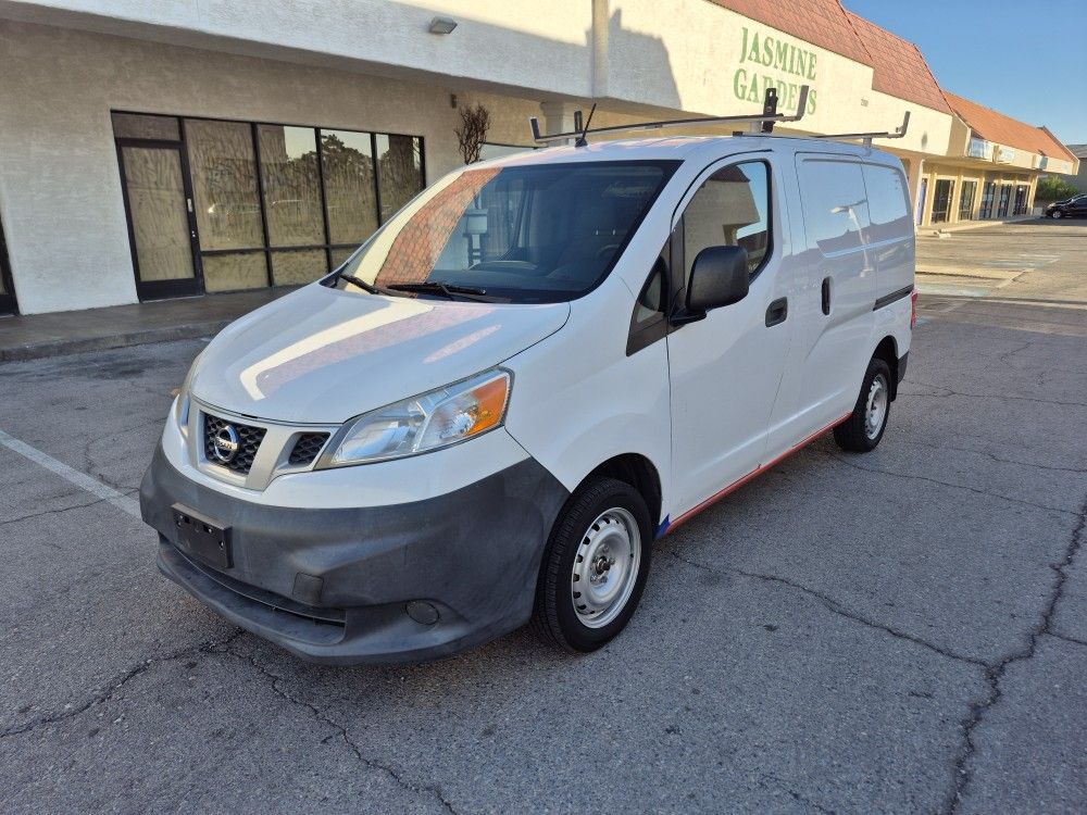 2014 Nissan Nv200