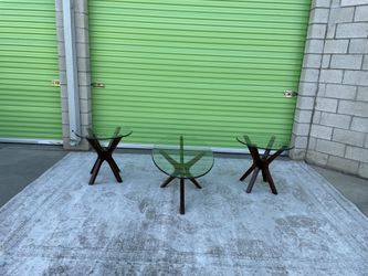 *Free Delivery* Vintage Style Rooms To Go Coffee Table Side Table Set