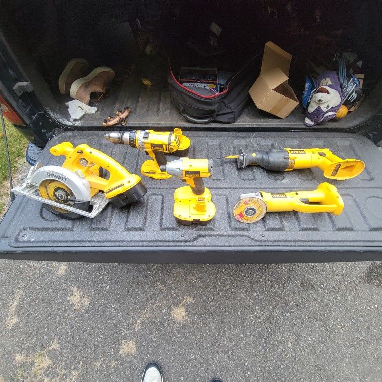 DeWalt 18V Tool Set