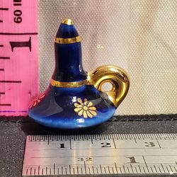 @CHV.  VINTAGE MINI MINIATURE BLUE PORCELAIN OIL LAMP LIMOGES FRANCE  DOLL HOUSE DECORA 